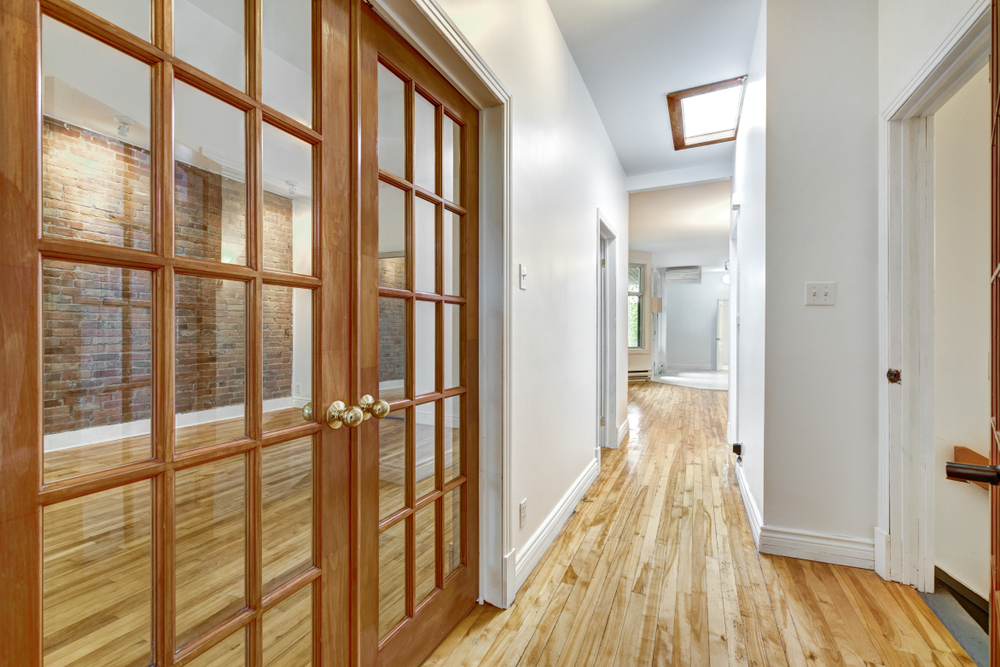 Old,Condominium,In,Montreal,,French,Style